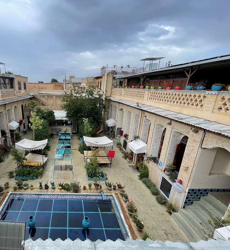 هتل نیایش شیراز